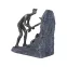 Статуэтка из полистоуна "У цели"