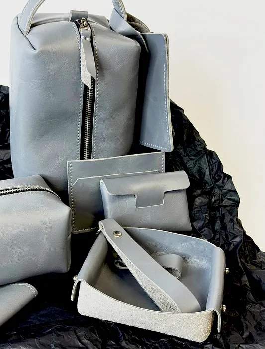 EPSILONGIFTS Leather set