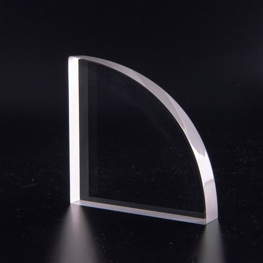 Награда SEGMENT в подарочной коробке, прямые грани матовые, дуга с фаской, 140х140х25 мм, акрил, прозрачный-0