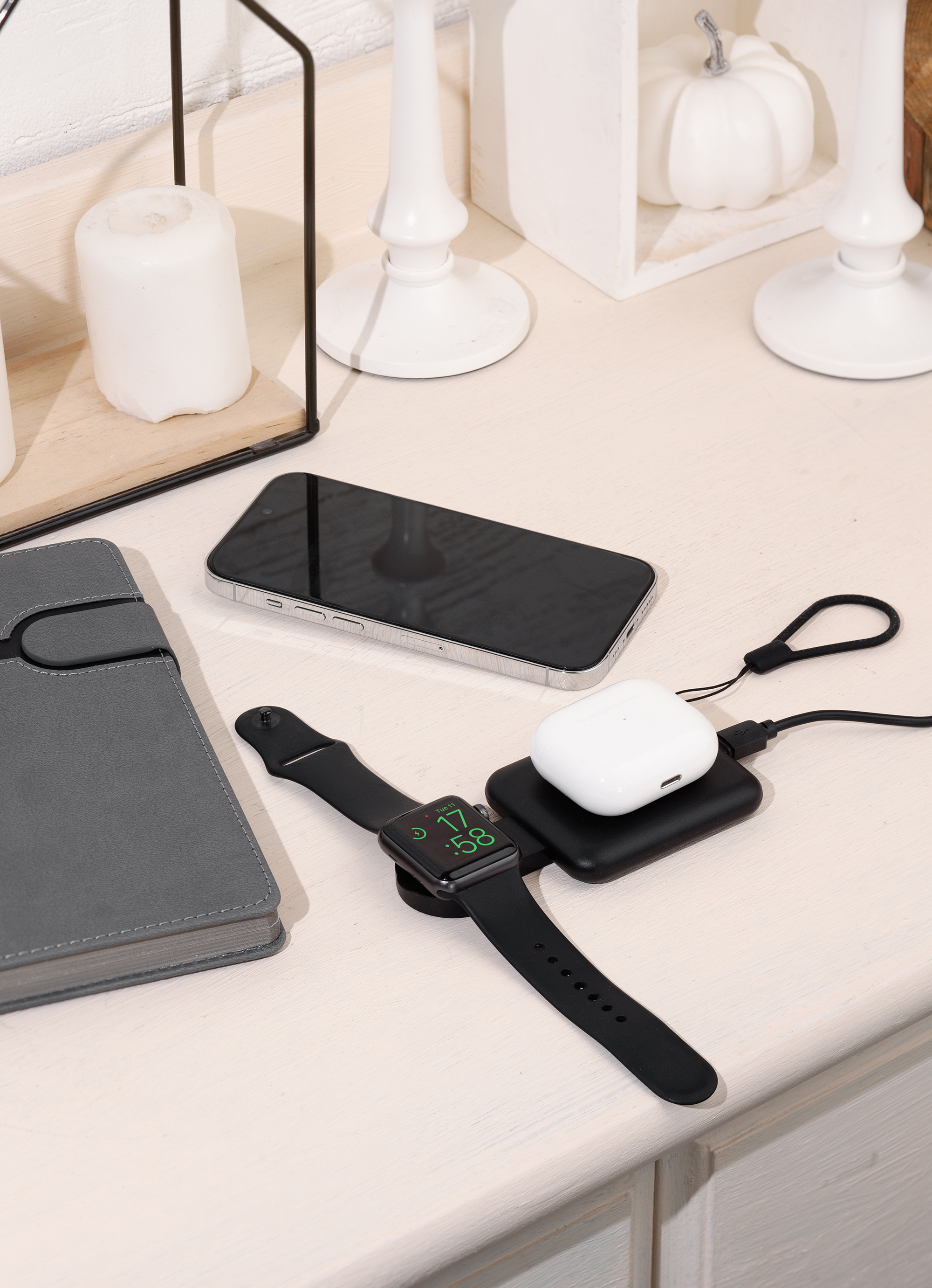 Складная беспроводная (15W) зарядная станция "I-Fold" для смартфона, часов/наушников-6