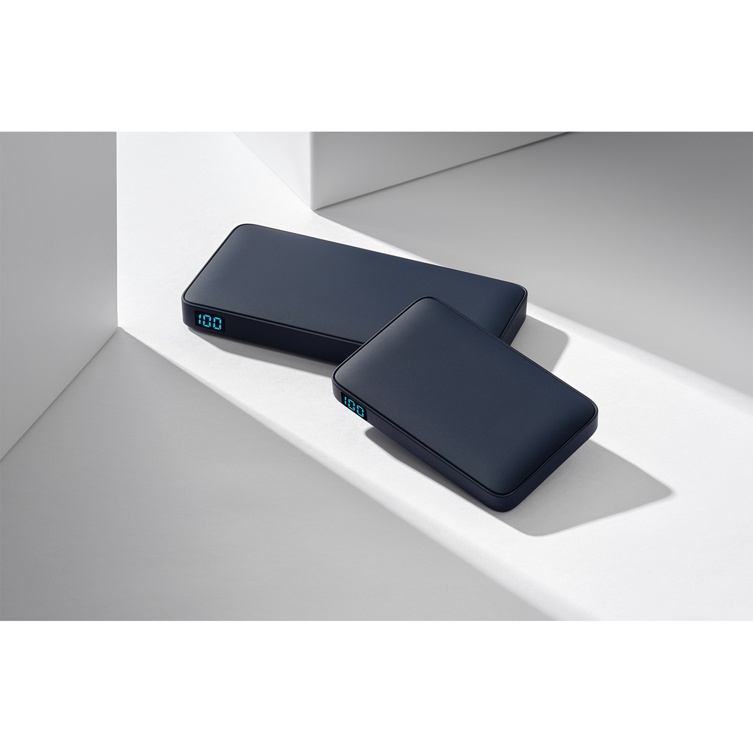 Внешний аккумулятор с подсветкой Ancor 5000 mAh, синий-8