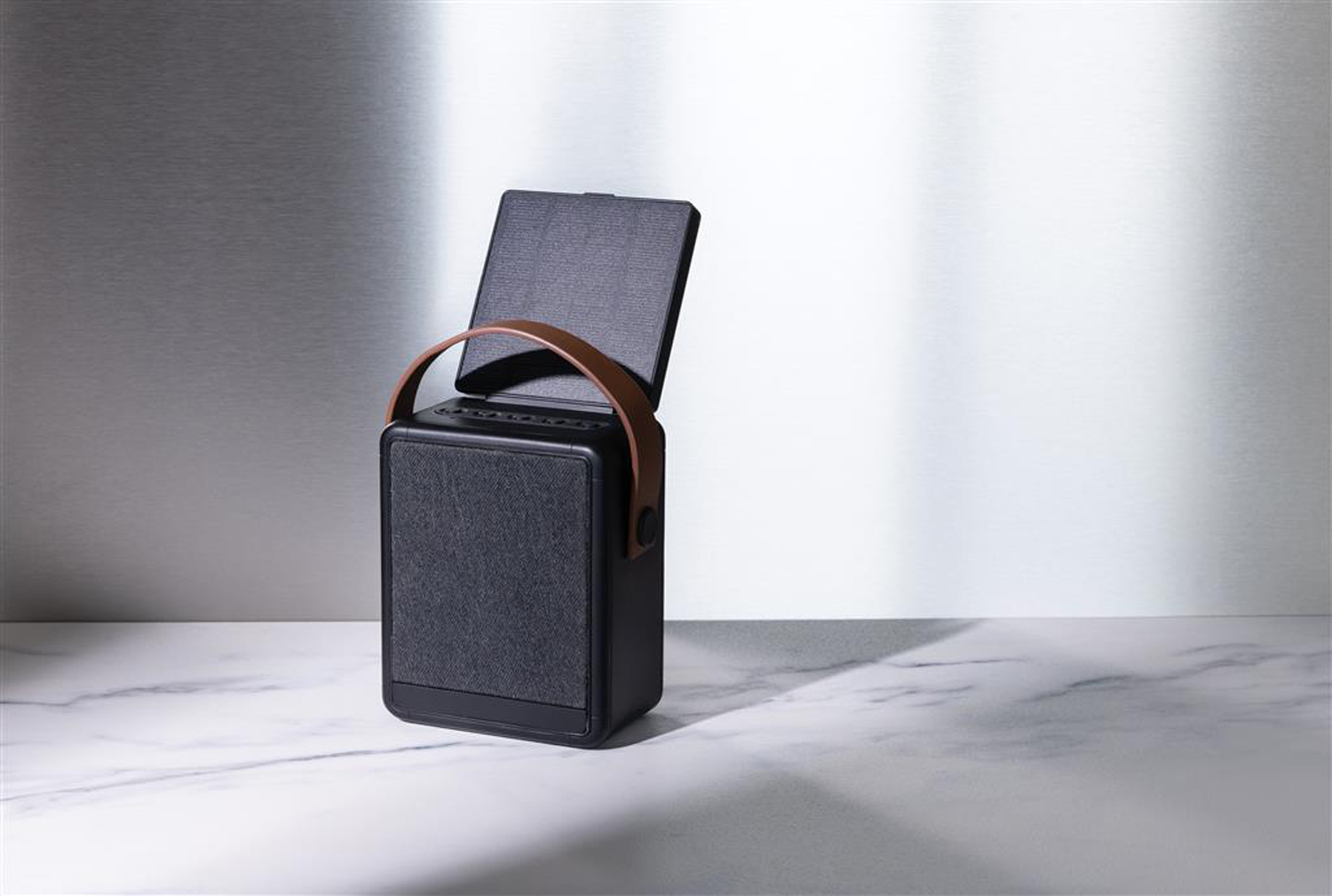 Беспроводная колонка Skywave из переработанного пластика RCS на солнечной батарее, 12 Вт-3