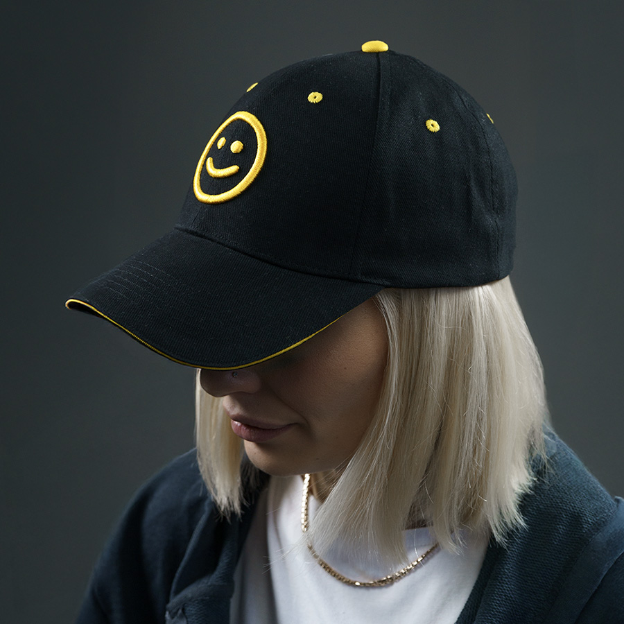 Образец бейсболка CUSTOM MERCH, 6 клиньев, металлическая застёжка с логотипом, черный-1