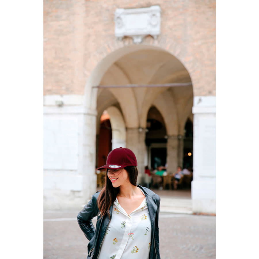 Бейсболка бархатная G.O.A.T. 6 клиньев, пластиковая застежка, темно-синий-2