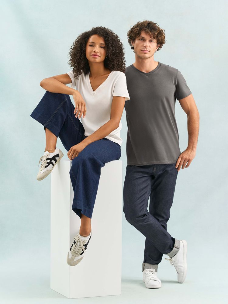 Футболка унисекс Regent с V-образным вырезом, белая-5