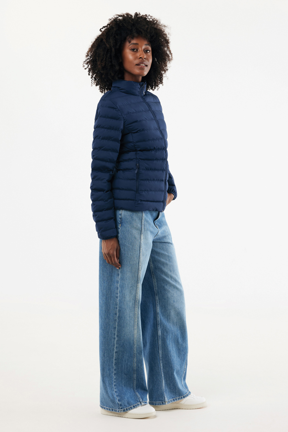 Женская стеганая куртка Iqoniq Maiko из переработанного полиэстера AWARE™-6