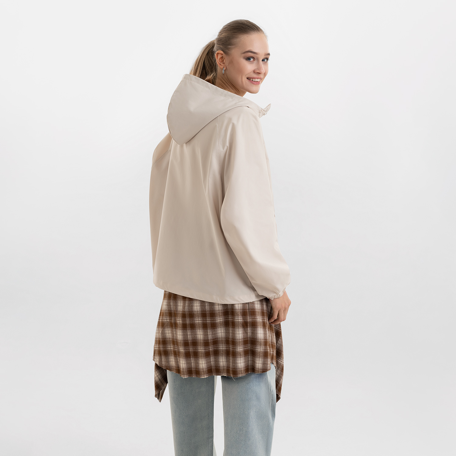 Ветровка (анорак) оверсайз унисекс Риссман (Rissman), бежевая-5