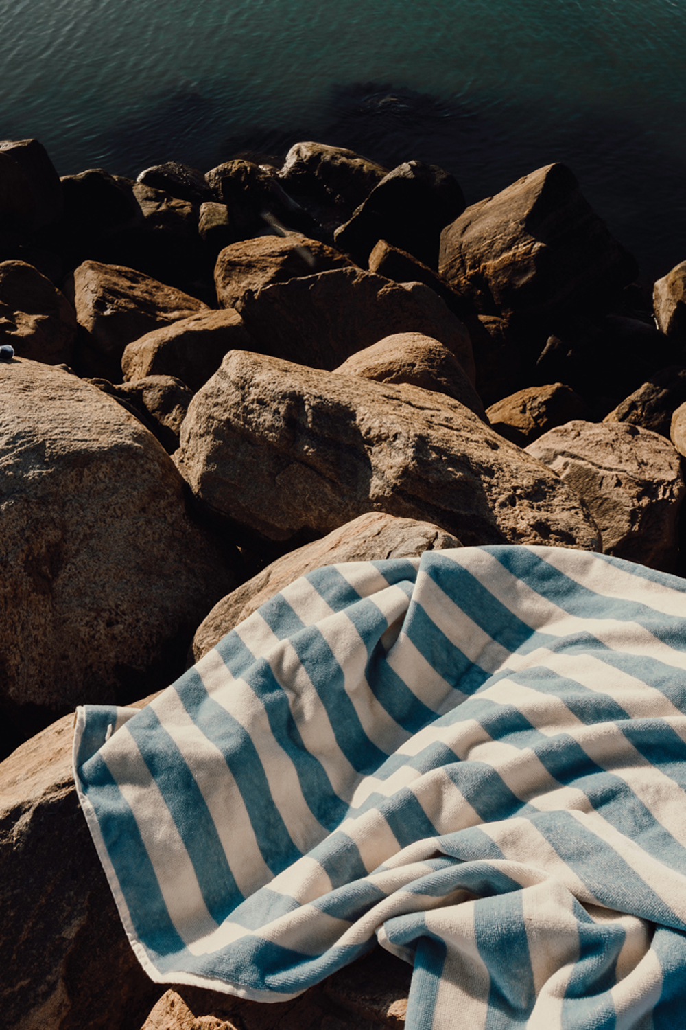 Пляжное полотенце VINGA Lagoa GRS-2