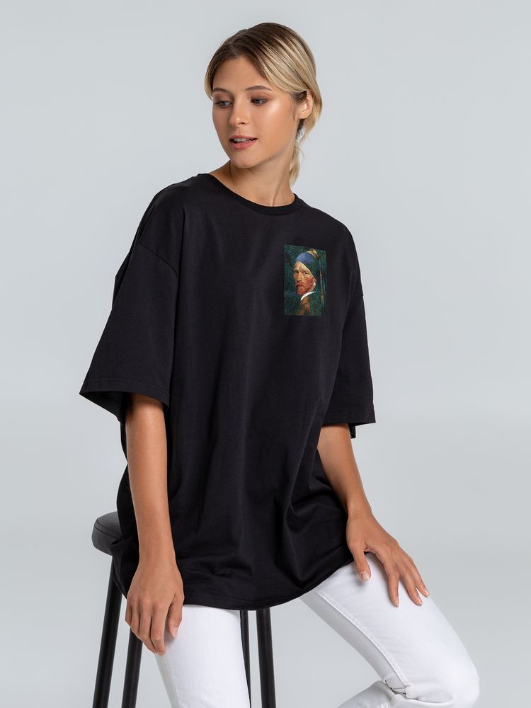 Футболка оверсайз «Мужчина с жемчужной сережкой», черная-2