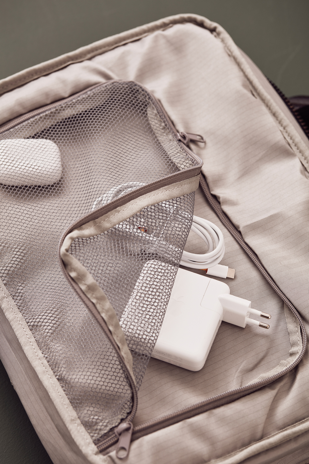 Сумка для ноутбука VINGA Baltimore черная-4