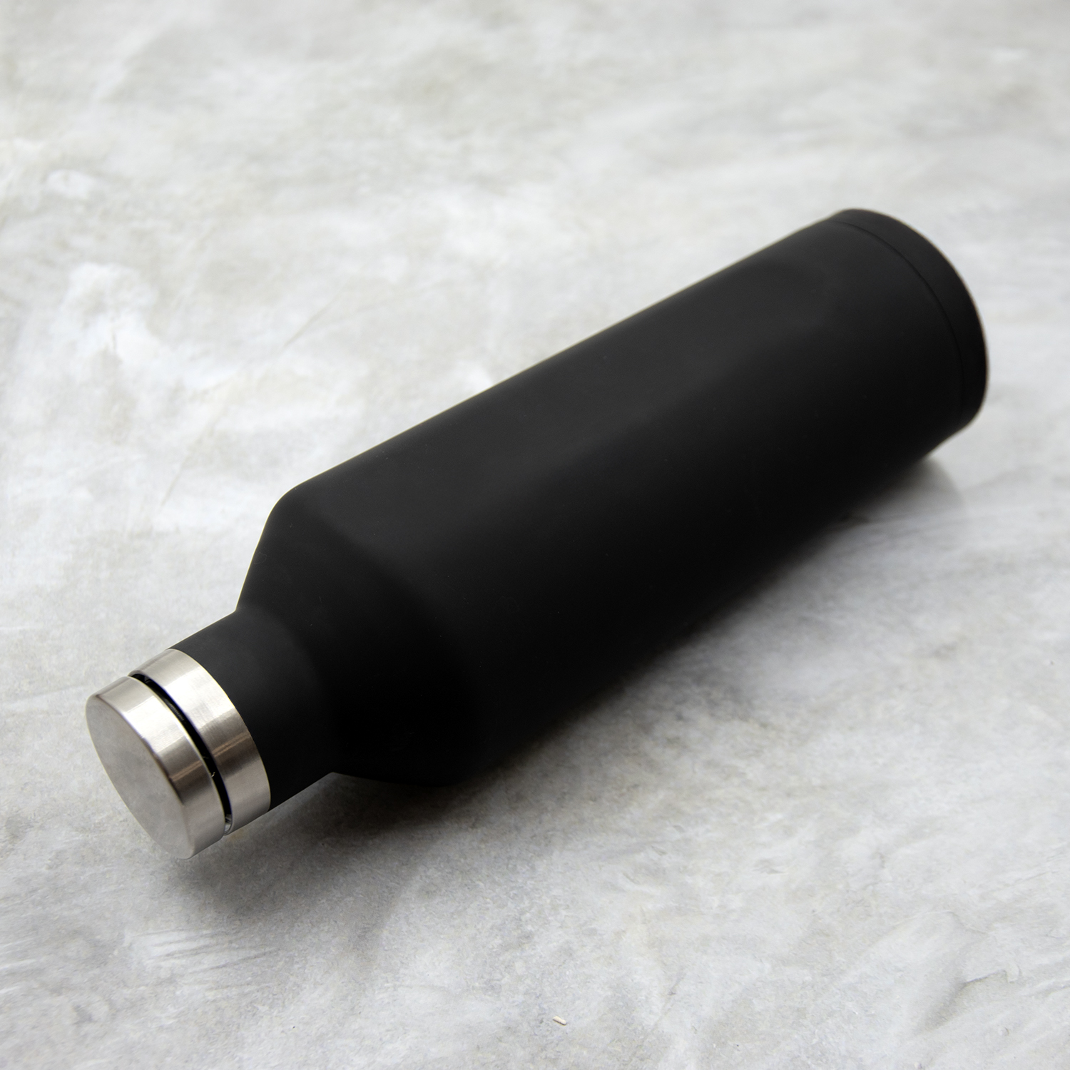 Термобутылка E-shape софт-тач (черный)-5