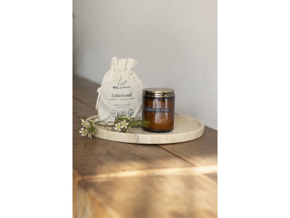 Wellmark свеча с ароматом кедрового дерева среднего размера - Amber heather-1