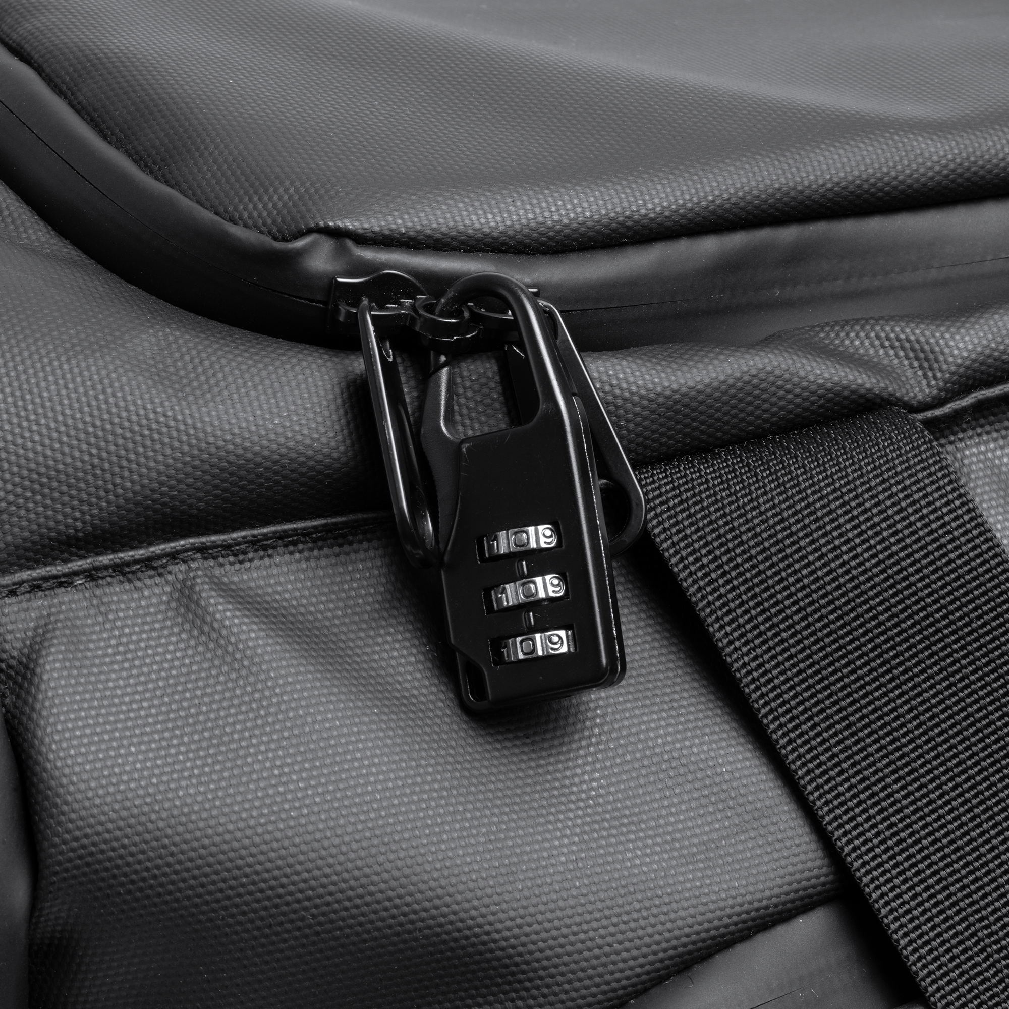 Сумка-рюкзак спортивная FANTOM, чёрный-2