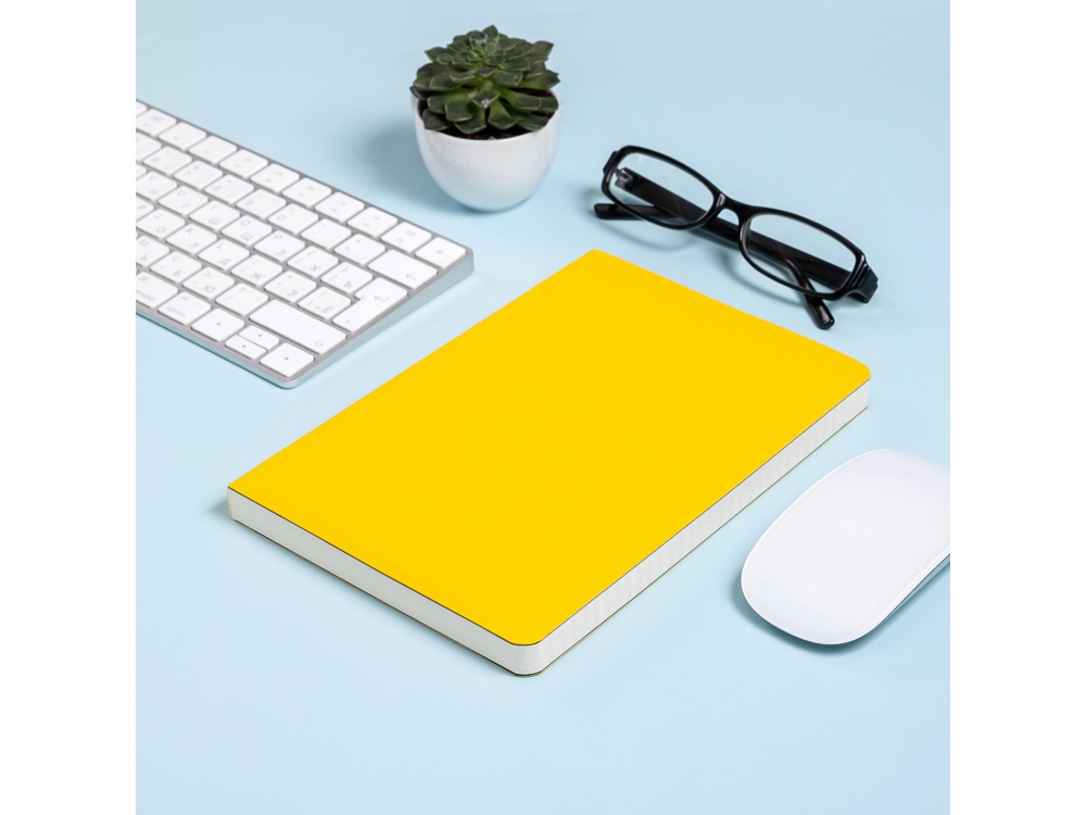 Ежедневник А5 недатированный Megapolis Velvet Flex, желтый-9