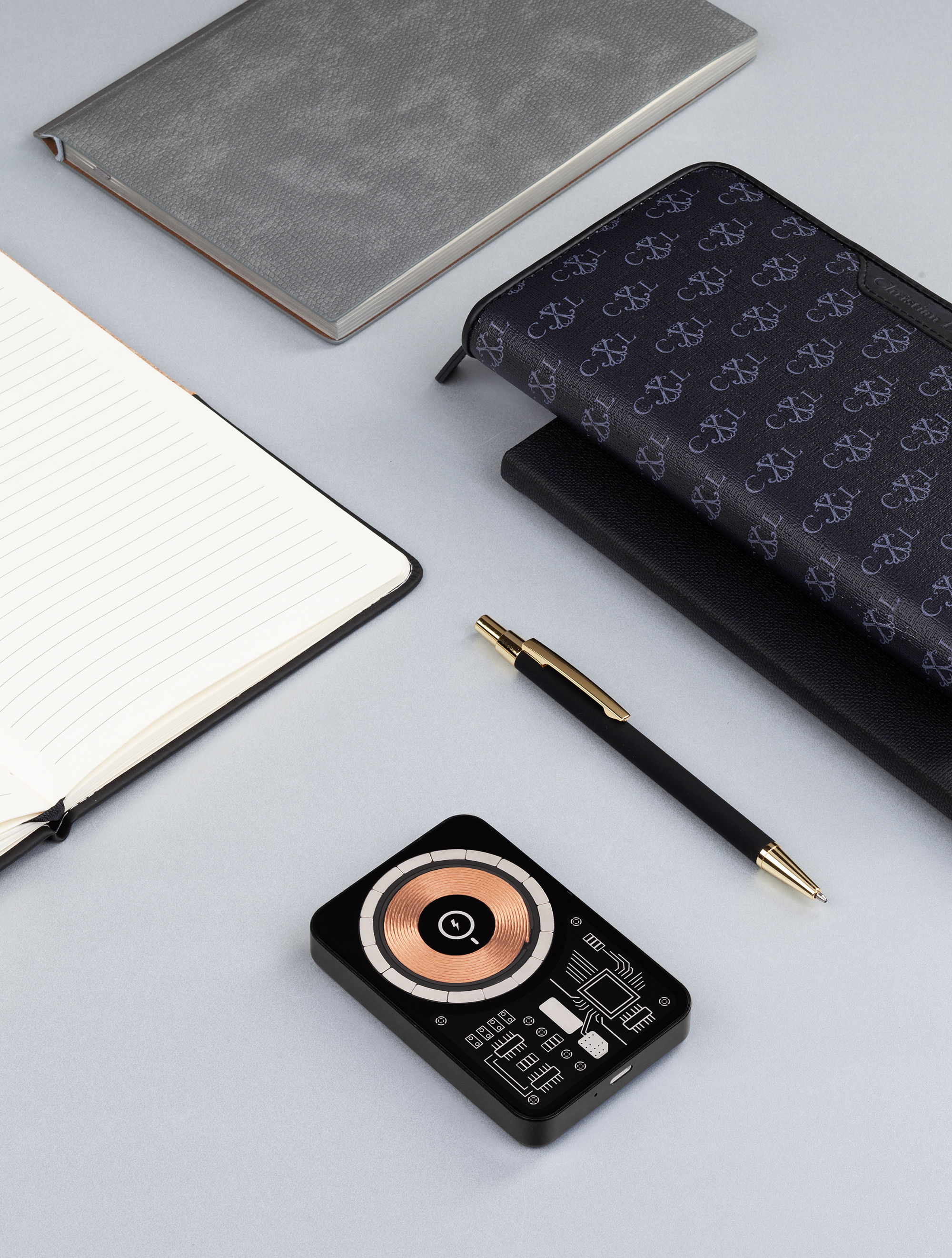 Беспроводное зарядное устройство "Skeleton" 10000 mAh с функцией MagSafe, прозрачный пластик/алюминий-5