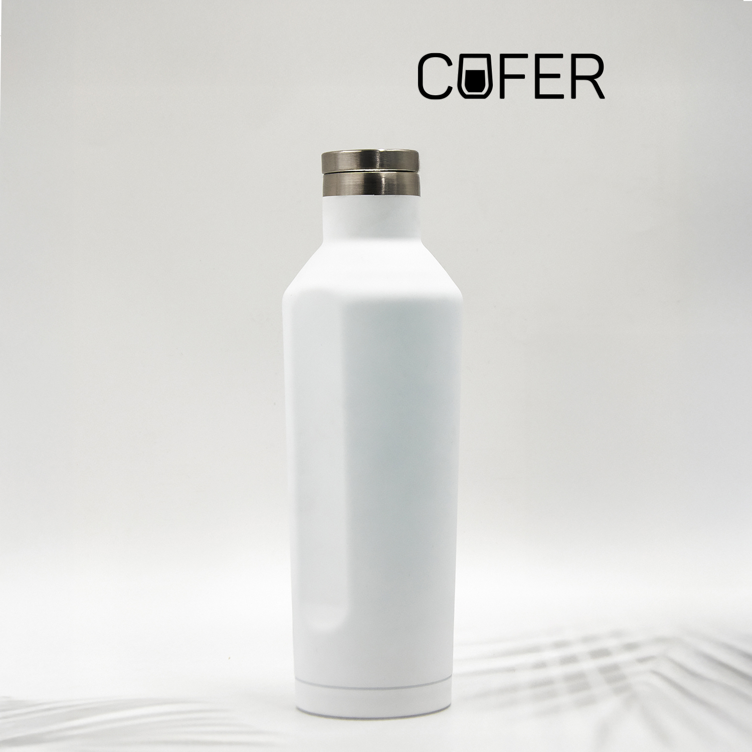 Термобутылка E-shape софт-тач (белый)-0