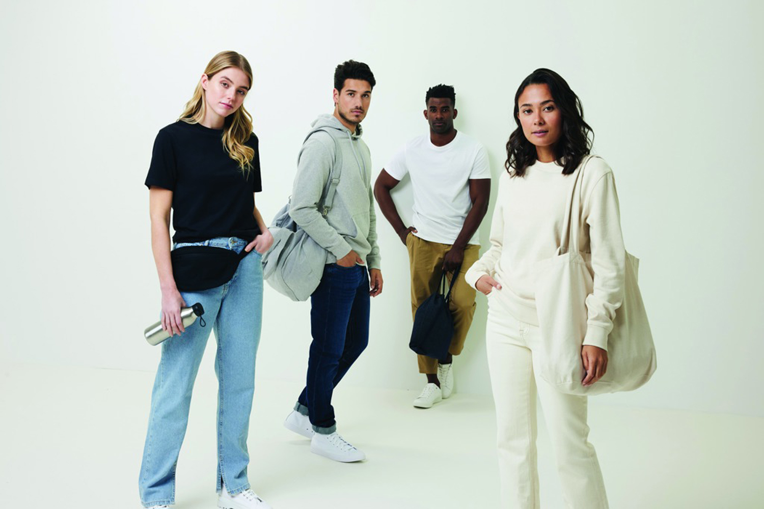 Свитшот Iqoniq Denali из переработанного неокрашенного хлопка, унисекс, 340 г/м²-3