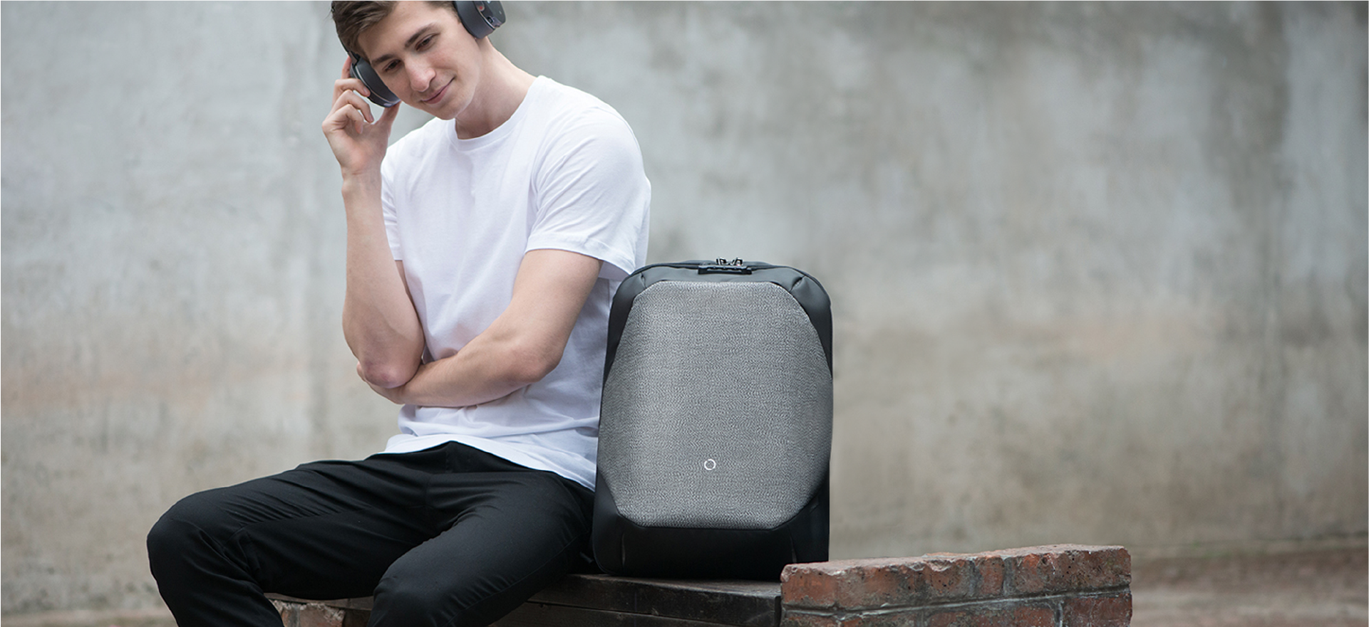 Рюкзак ClickPack Pro 46х34х16 см, комбинированный черный/серый-13