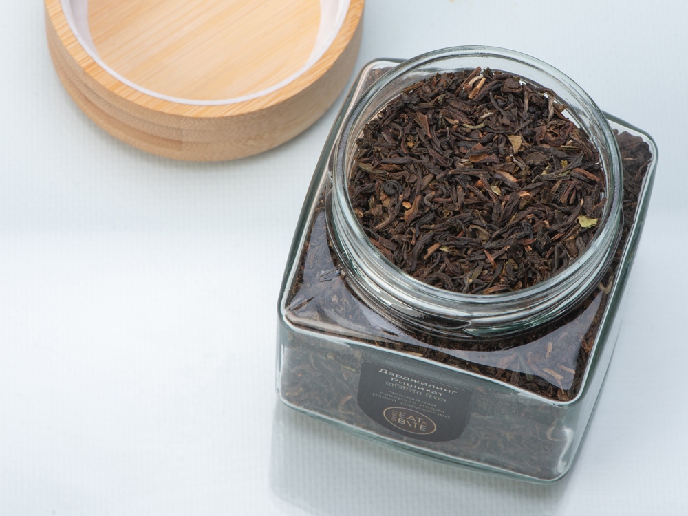 Чай черный, серия Ceremony, Дарджилинг ришихат (Северная Индия), стеклянная банка-2