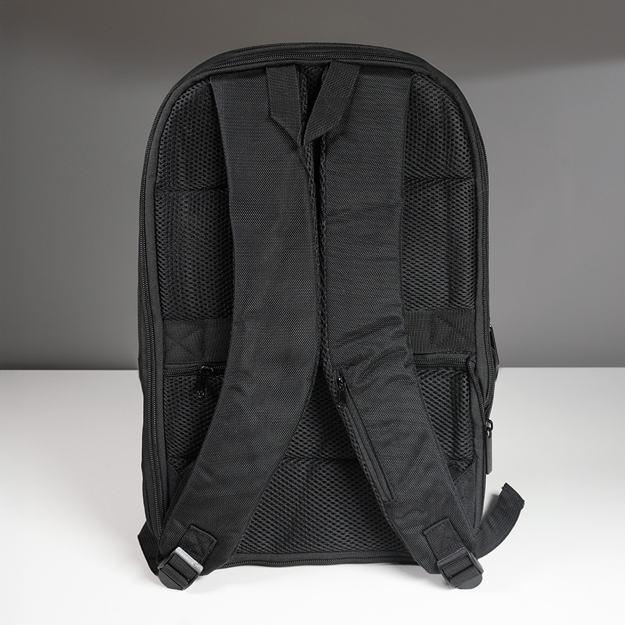 Расширяющийся  рюкзак "Slim" из водостойкого материала, чёрный, 45х30х6 см, ткань верха: 100% полиэстер 1680 D, черный-1