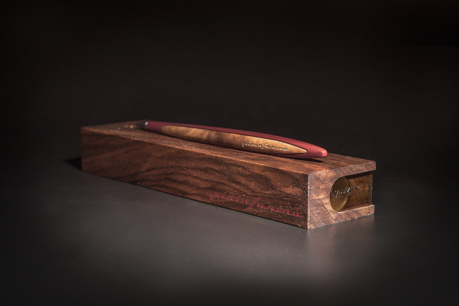 Шариковая ручка Pininfarina Cambiano RED-8