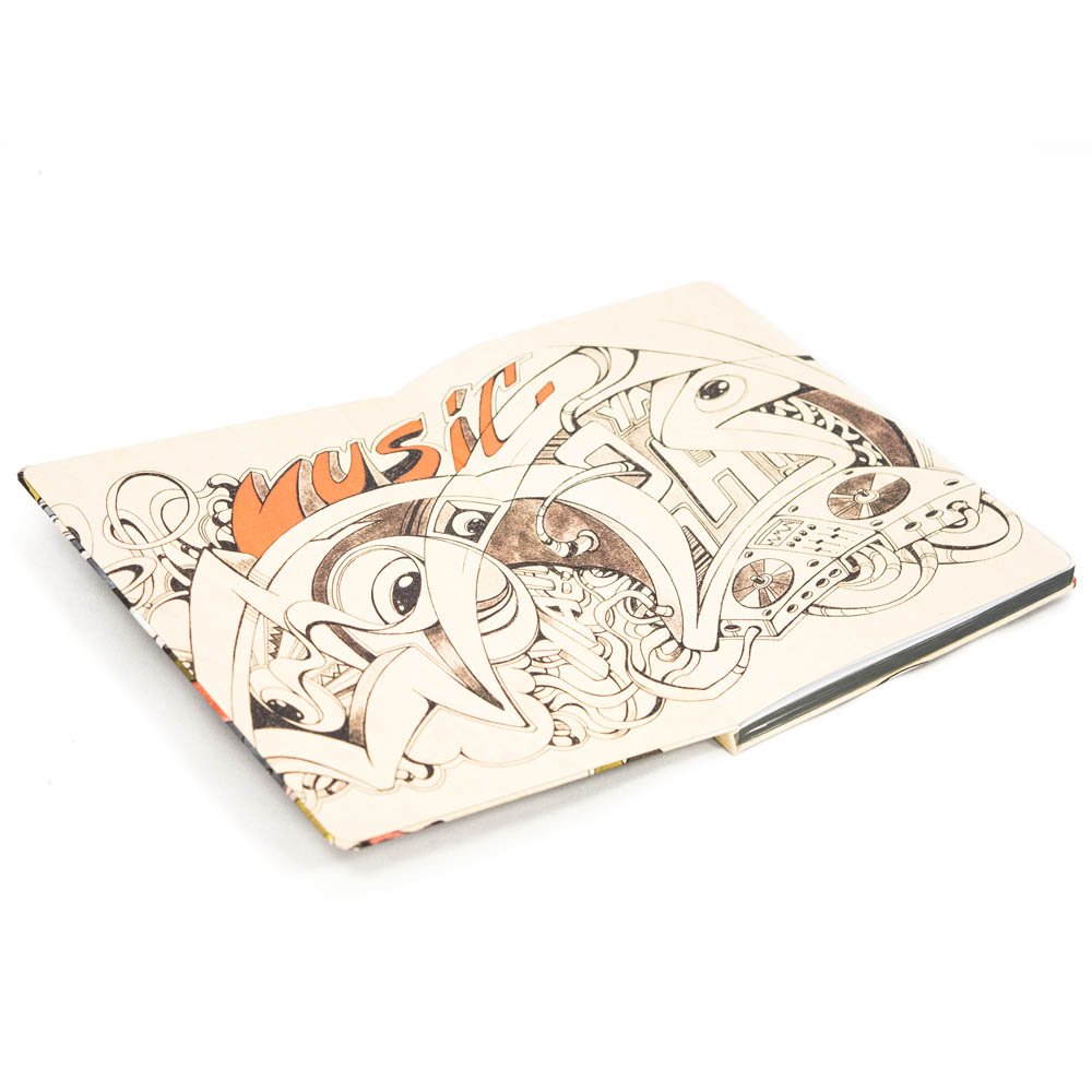 Записная книжка в клетку 15.5x21 Граффити R1-2443844, Белый/Пёстрый черный-1