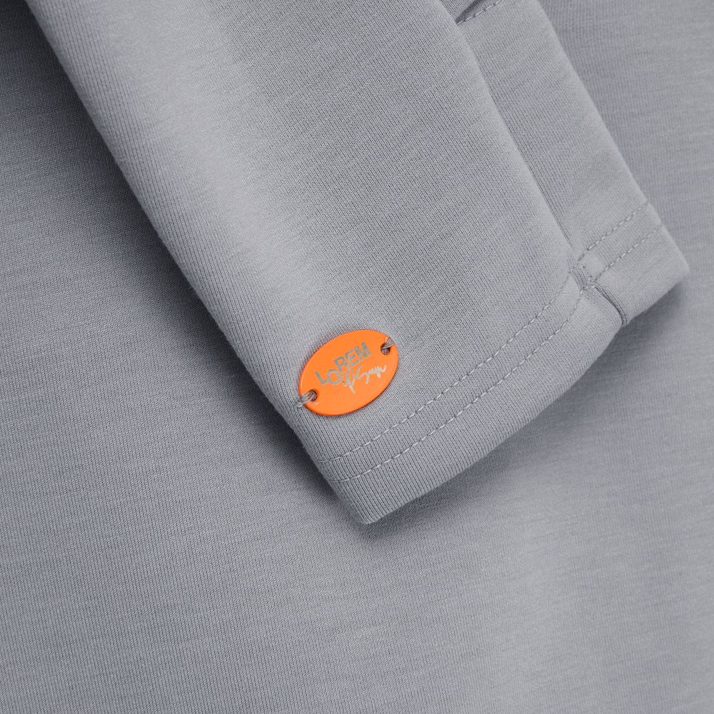 Шильдик металлический Alfa Oval, оранжевый неон-2