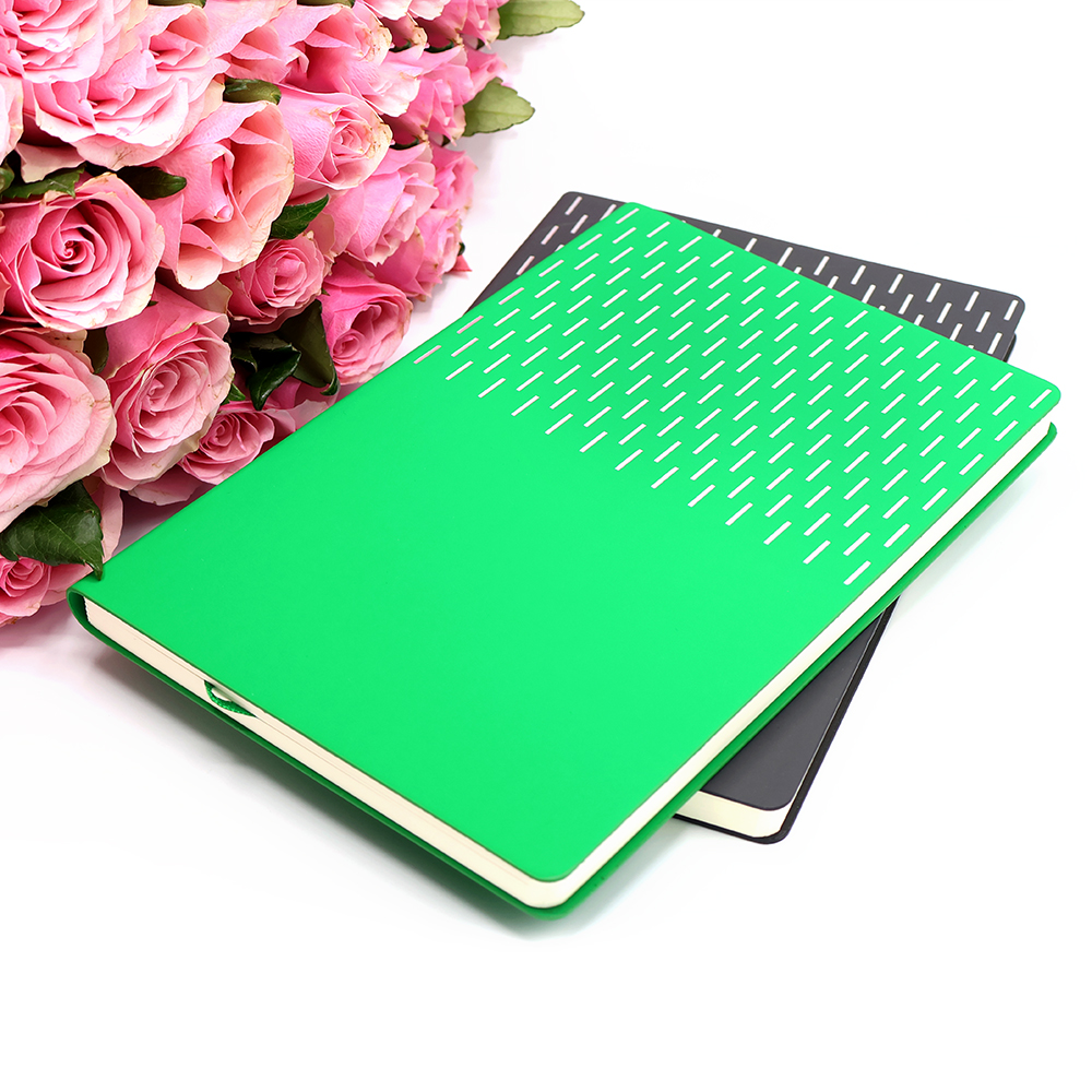 Ежедневник A5 недатированный Esmeralda в мягком переплёте, Темно-зеленый-4