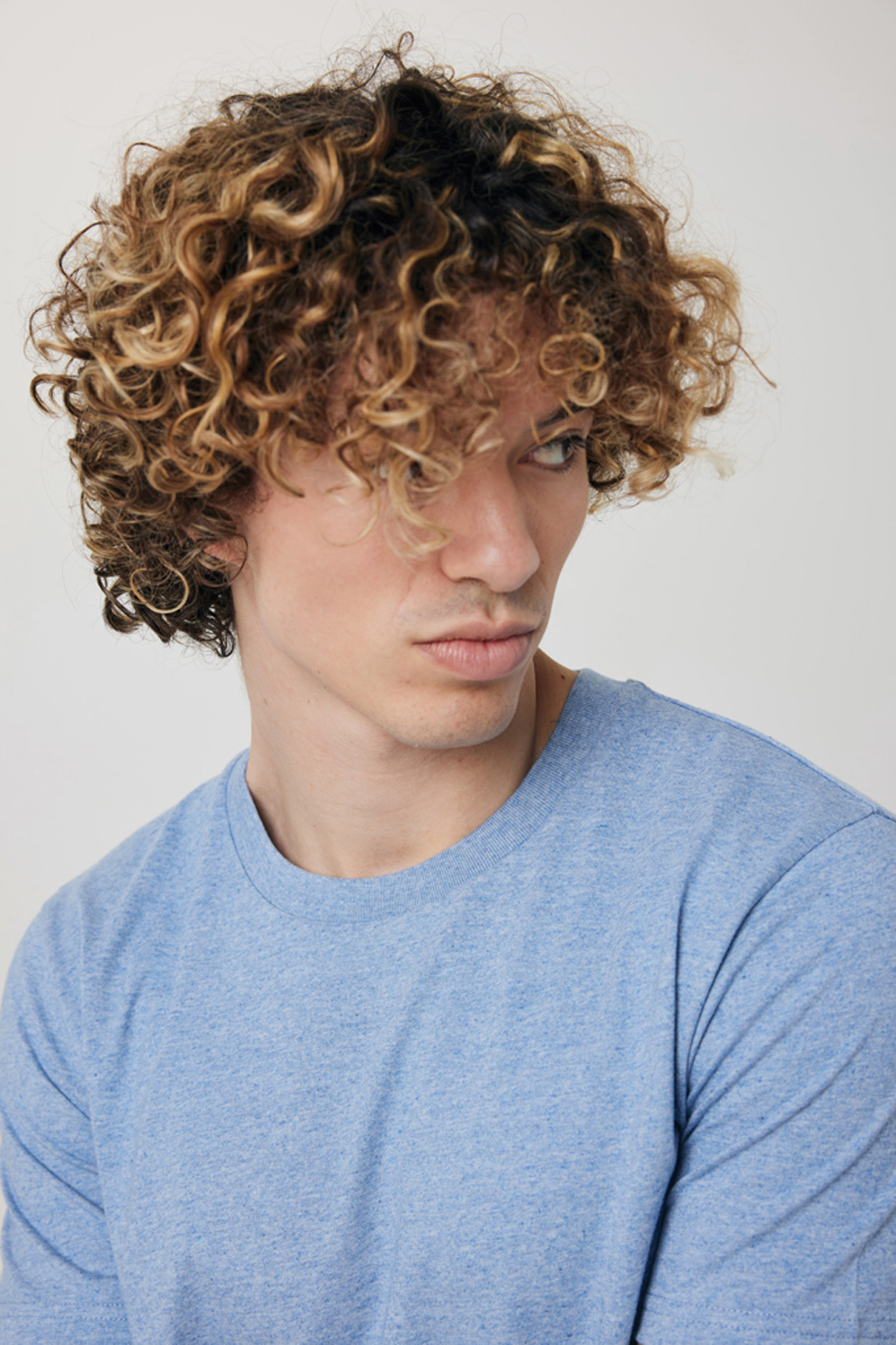 Футболка Iqoniq Brett из переработанного хлопка AWARE™, унисекс, 180 г/м²-9