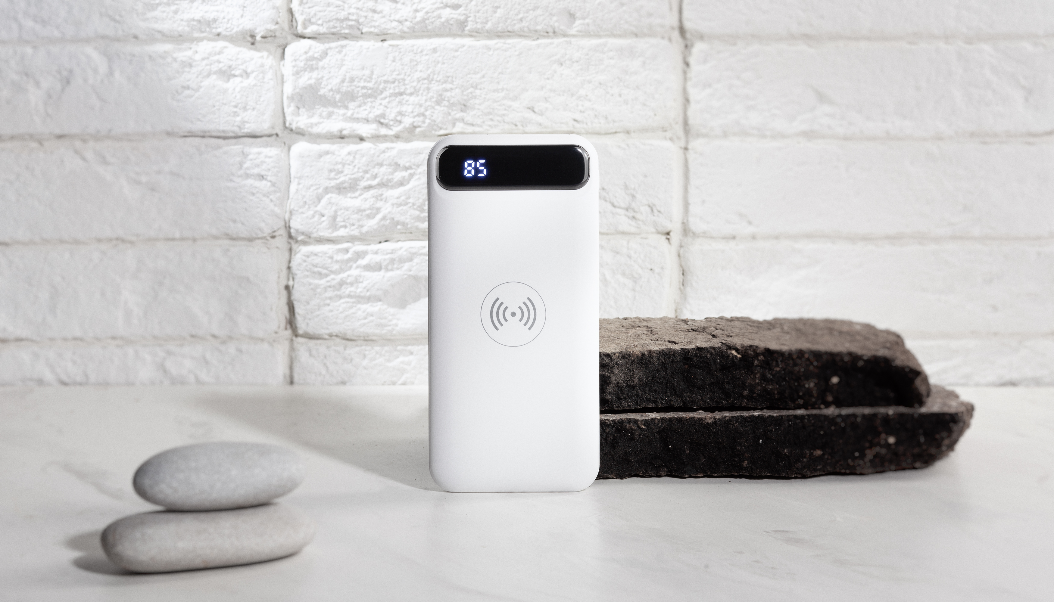 Беспроводное зарядное устройство "Quantum", 10000 mAh с цифровым индикатором заряда-1