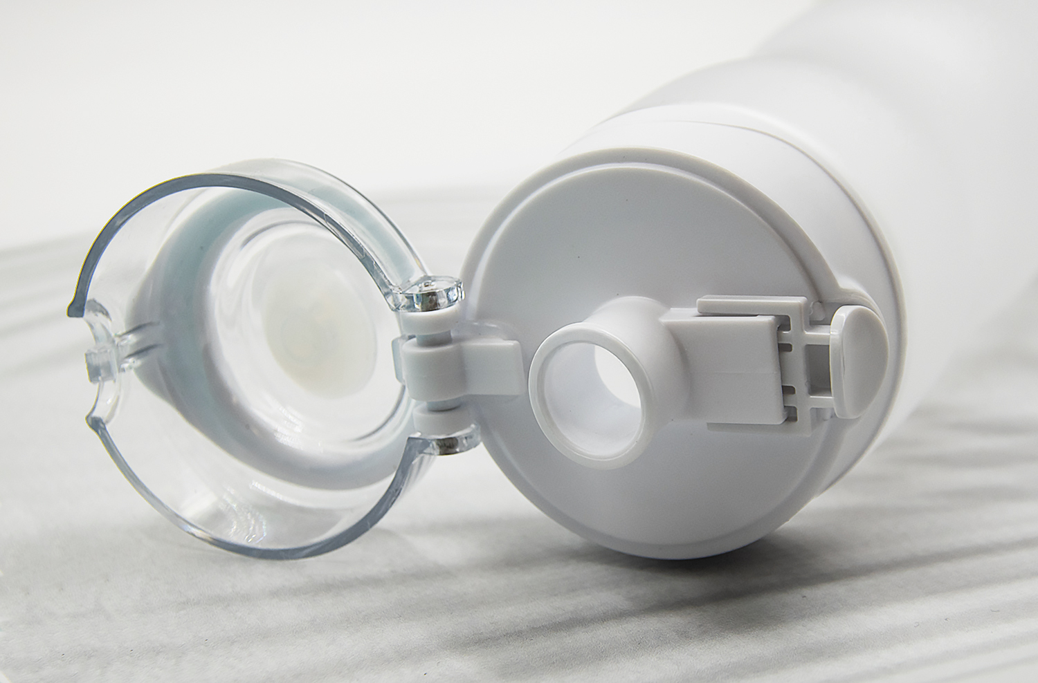 Бутылка для воды AqualityBottle (белый)-6