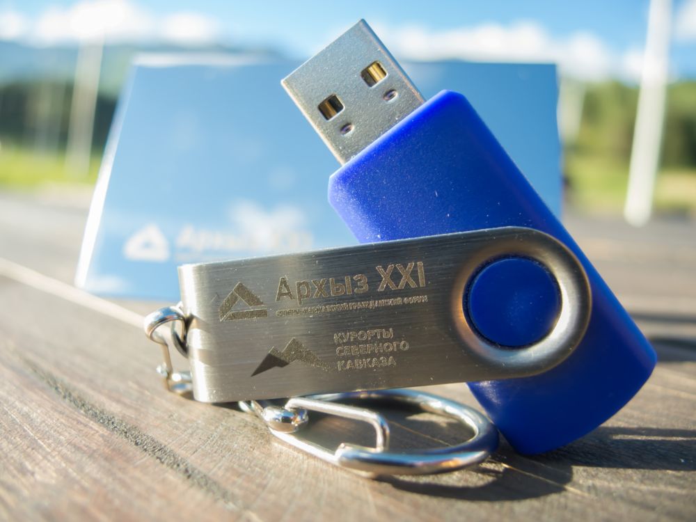 Флешка Twist, синяя, 16 Гб-3