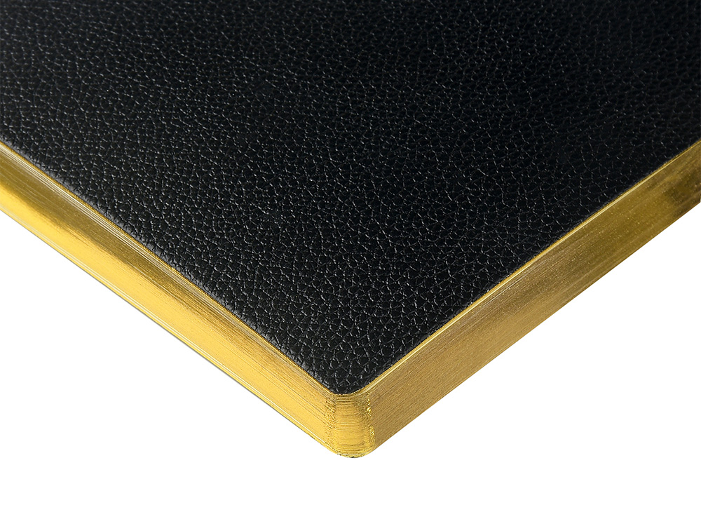 Ежедневник недатированный А5 Black с нашивкой, черный-4