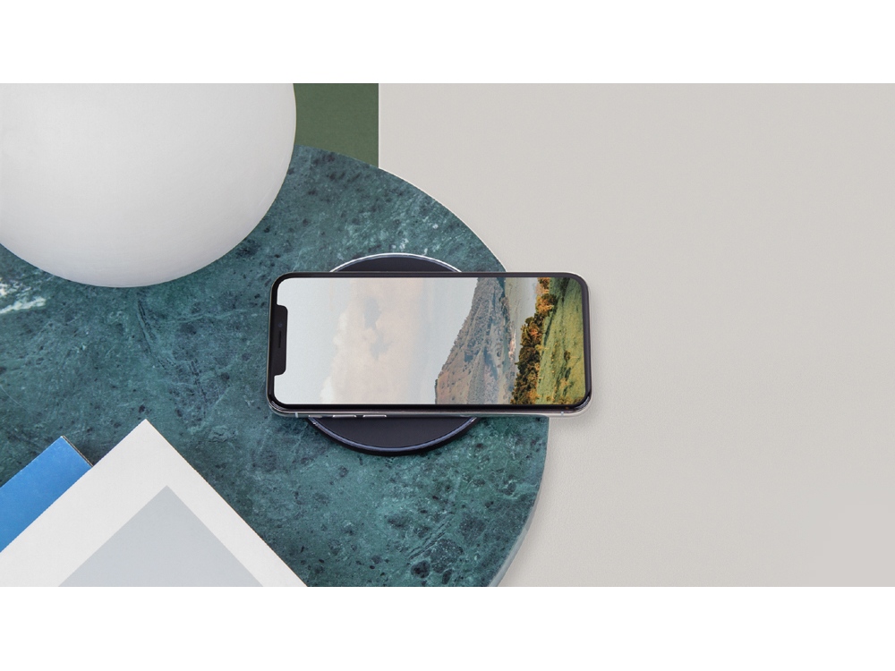 Беспроводное зарядное устройство Rombica  NEO Core Quick c быстрой зарядкой, черный (с лого)-4