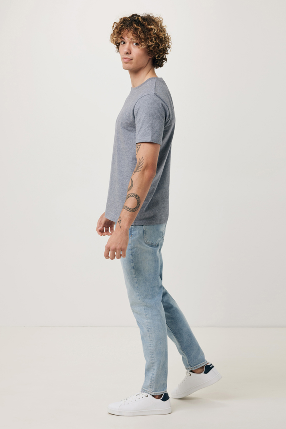 Футболка Iqoniq Brett из переработанного хлопка AWARE™, унисекс, 180 г/м²-6