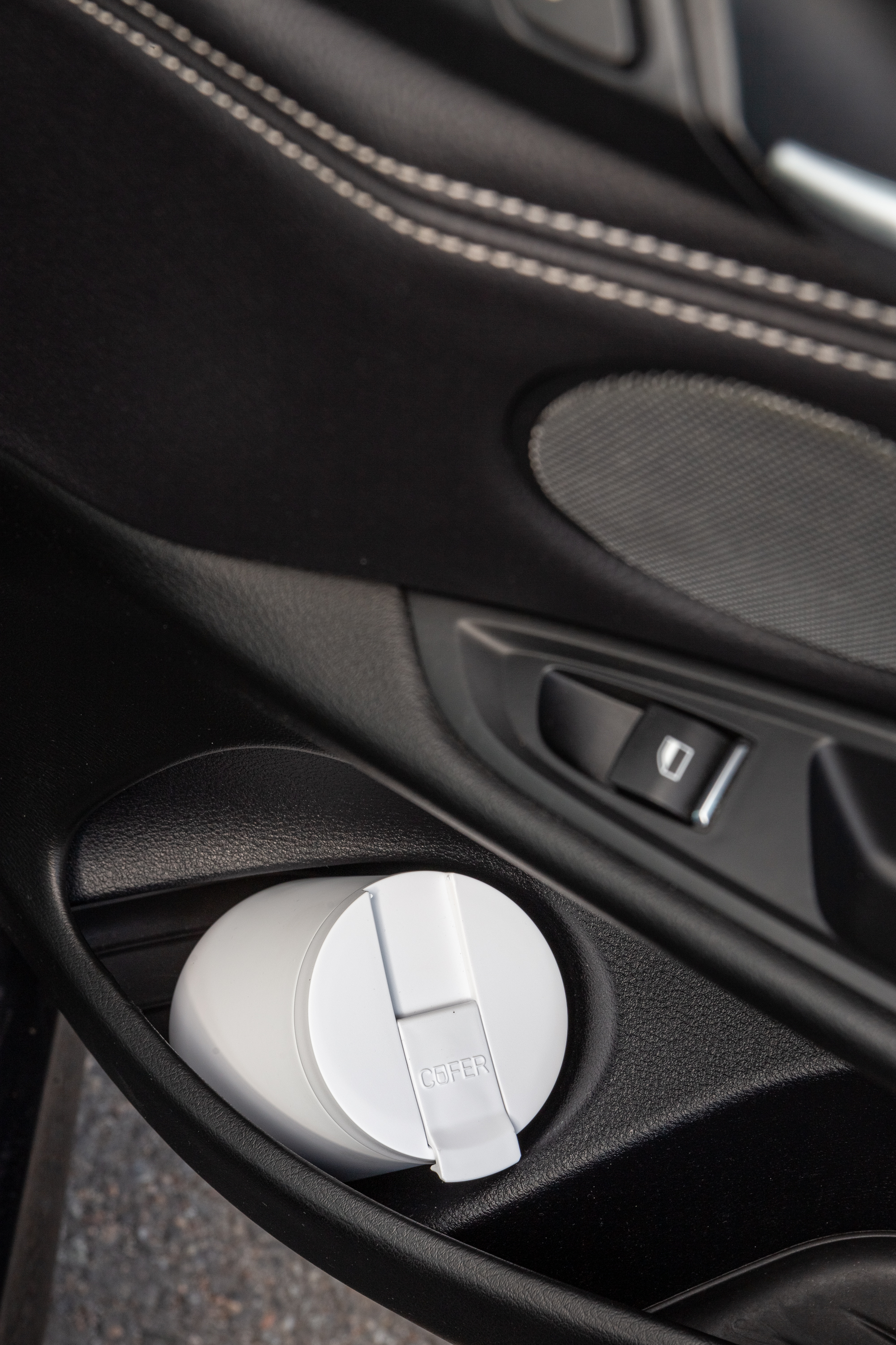 Кофер софт-тач NEO CO12s (белый)-9