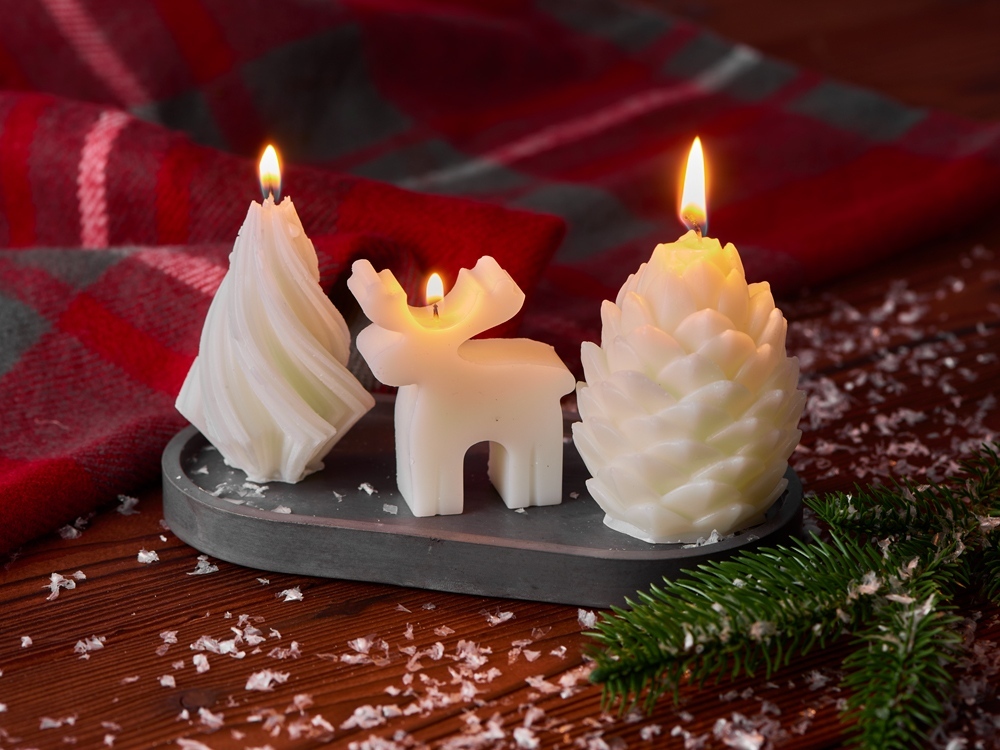 Свечи на подставке Олень, шишка, елочка-11