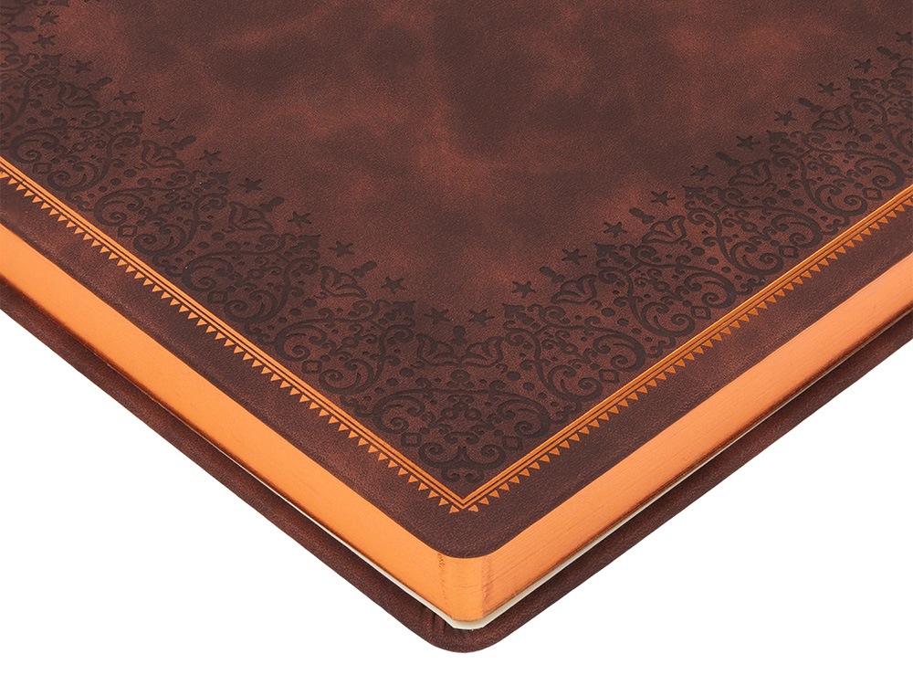 Ежедневник недатированный А4 Royal, коричневый с бронзовым срезом-4