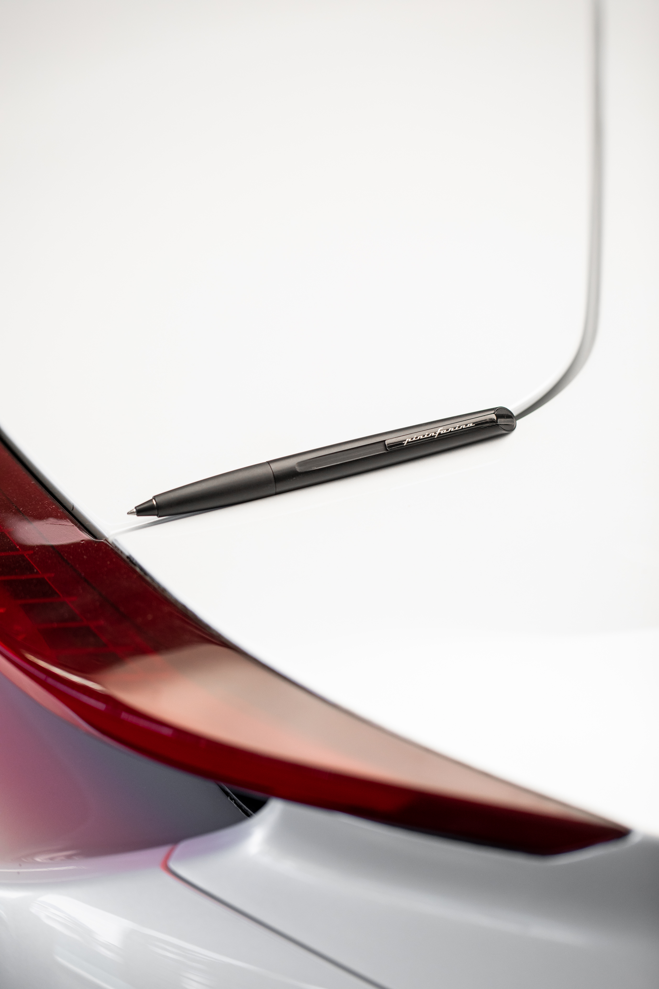 Шариковая ручка Pininfarina PF Two BLACK-3