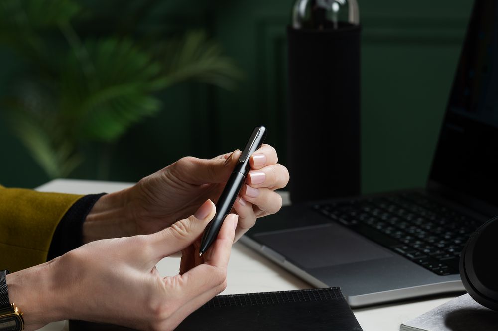 Ручка шариковая Scribo, матовая черная-4