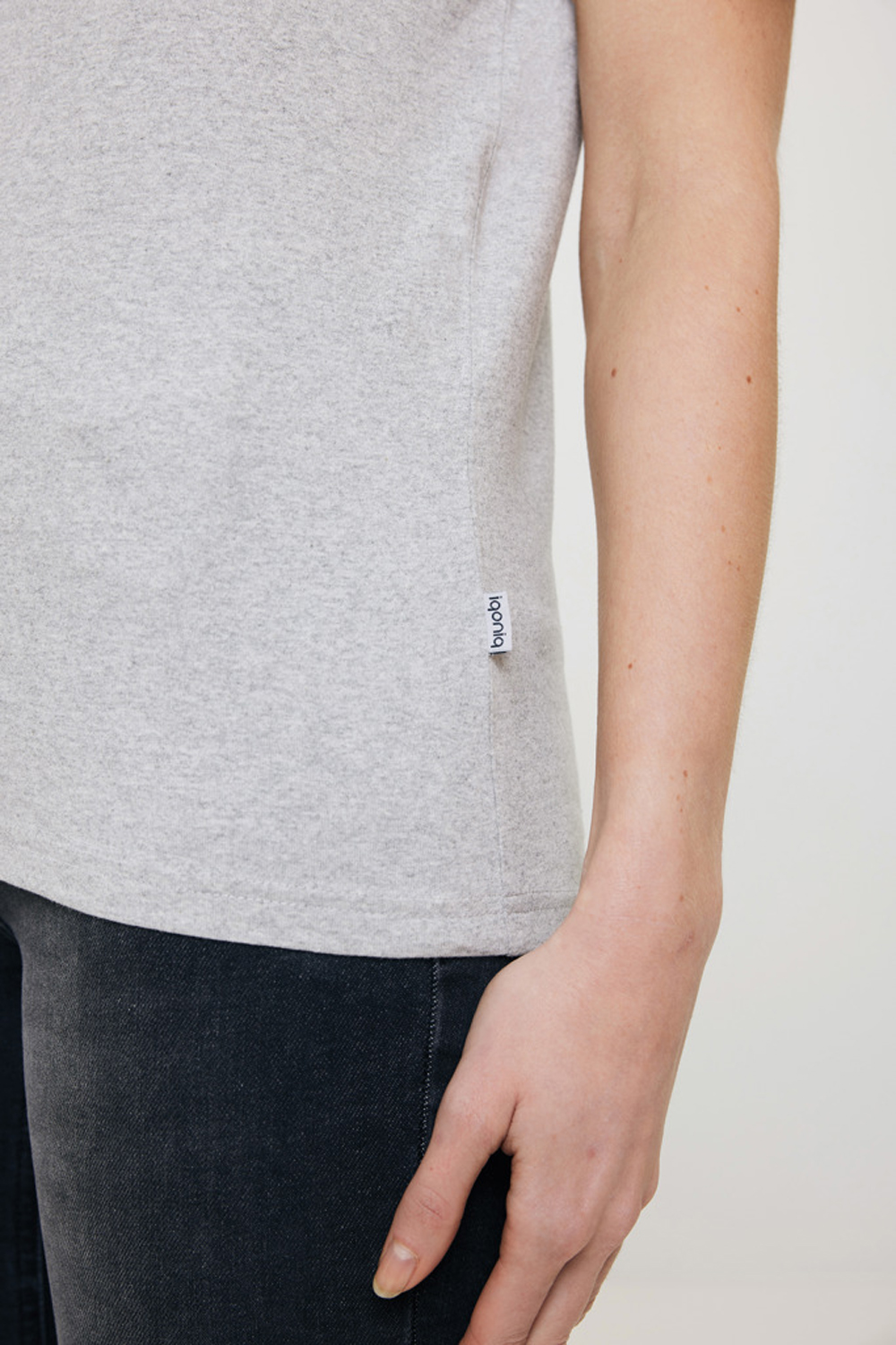 Футболка Iqoniq Manuel из переработанного неокрашенного хлопка, унисекс, 180 г/м²-24