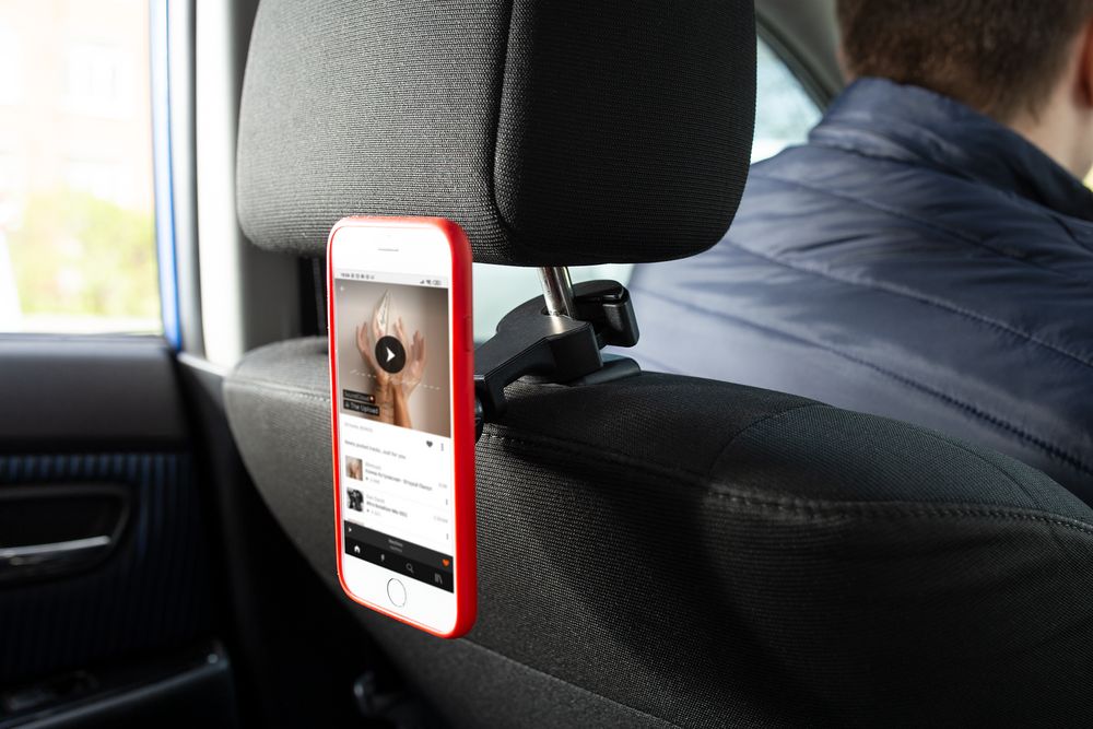 Магнитный держатель на подголовник Crook-6