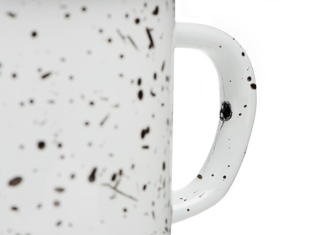 Кружка эмалированная с ободком, всплеск-2