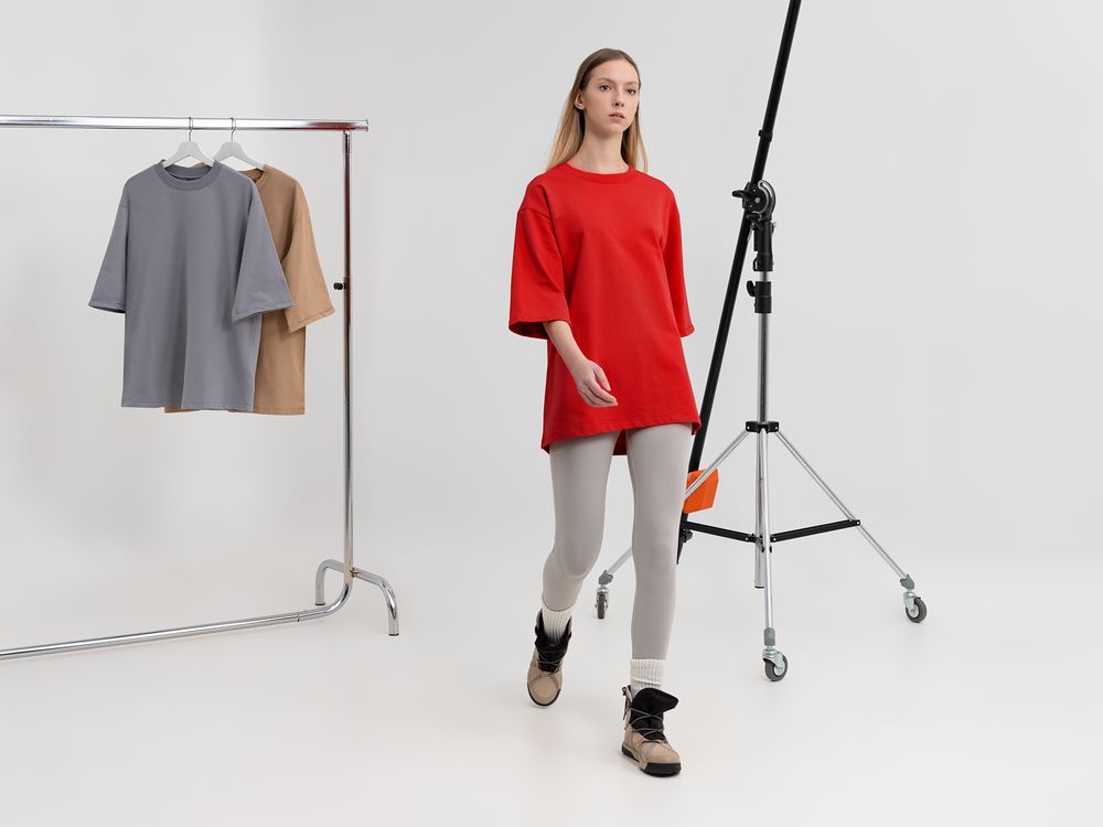 Футболка оверсайз унисекс Kosmos 2.0, красная-5