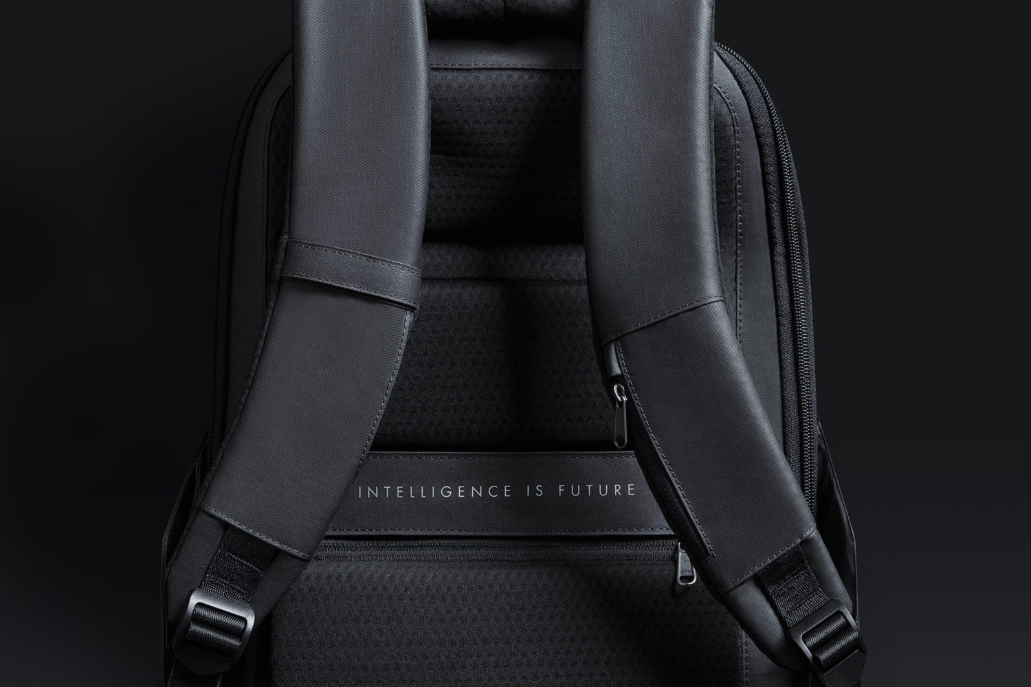 Рюкзак KORIN HiPack 43х33х16 см, черный-13