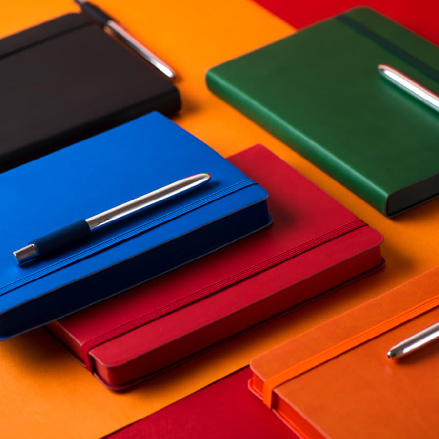 Ежедневник датированный на 2022 год Shady, А5,  зеленый, кремовый блок, темно-зеленый обрез, зеленый-4