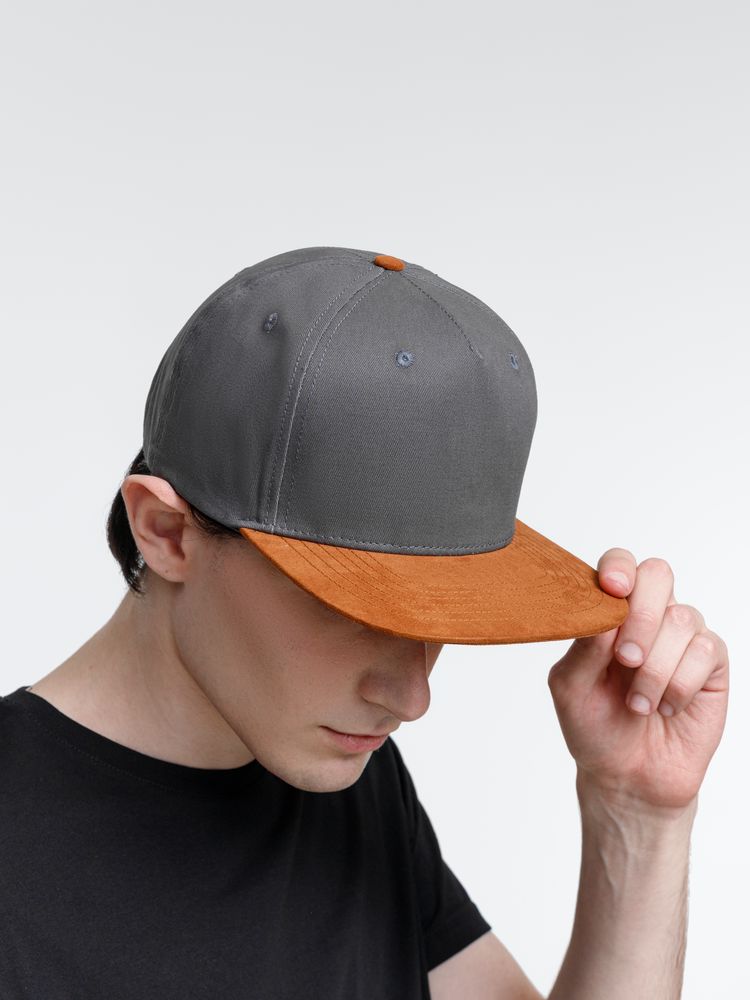 Бейсболка Foreside с прямым козырьком, серая с коричневым-5