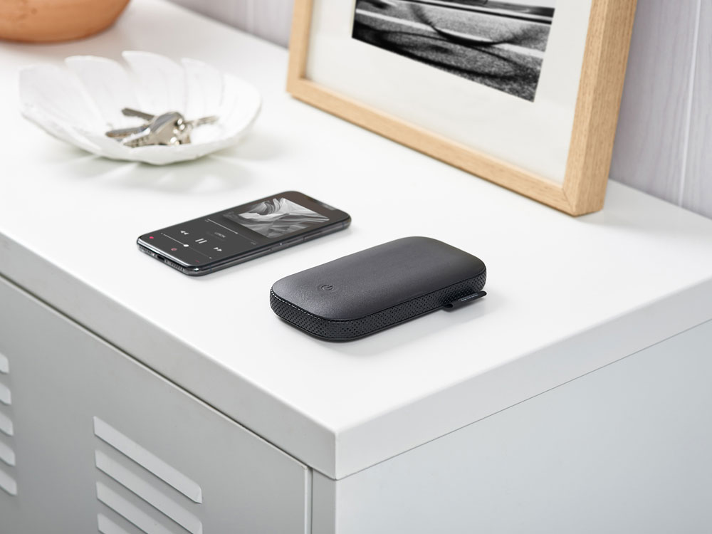 Внешний аккумулятор с беспроводной колонкой Powersound, черный-12