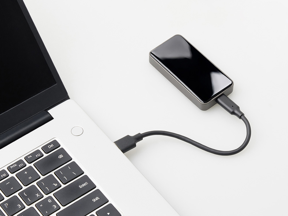 Внешний SSD диск с подсветкой гравировки  Слэш, 256 ГБ-4