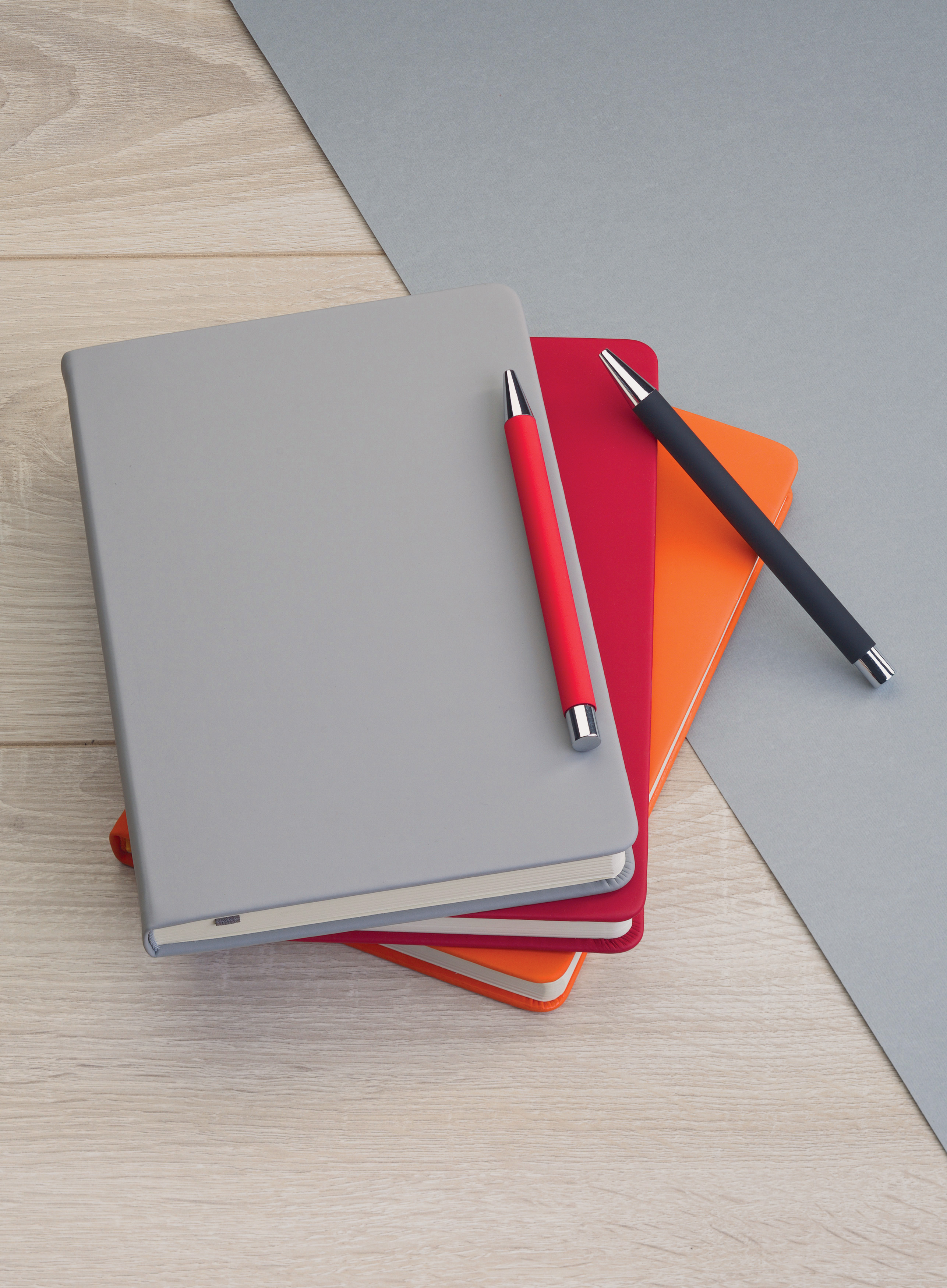 Ежедневник недатированный "Милан", А5, покрытие soft touch-1